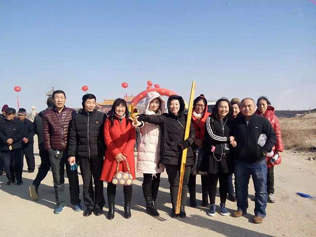 山东ug环球组织员工参加渔盐文化节